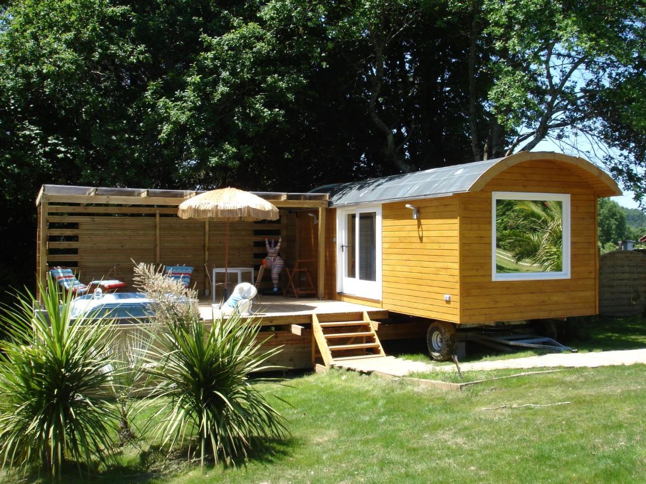 Marosenia Ttiki - Cabanes Et Spa Ascain Exteriér fotografie